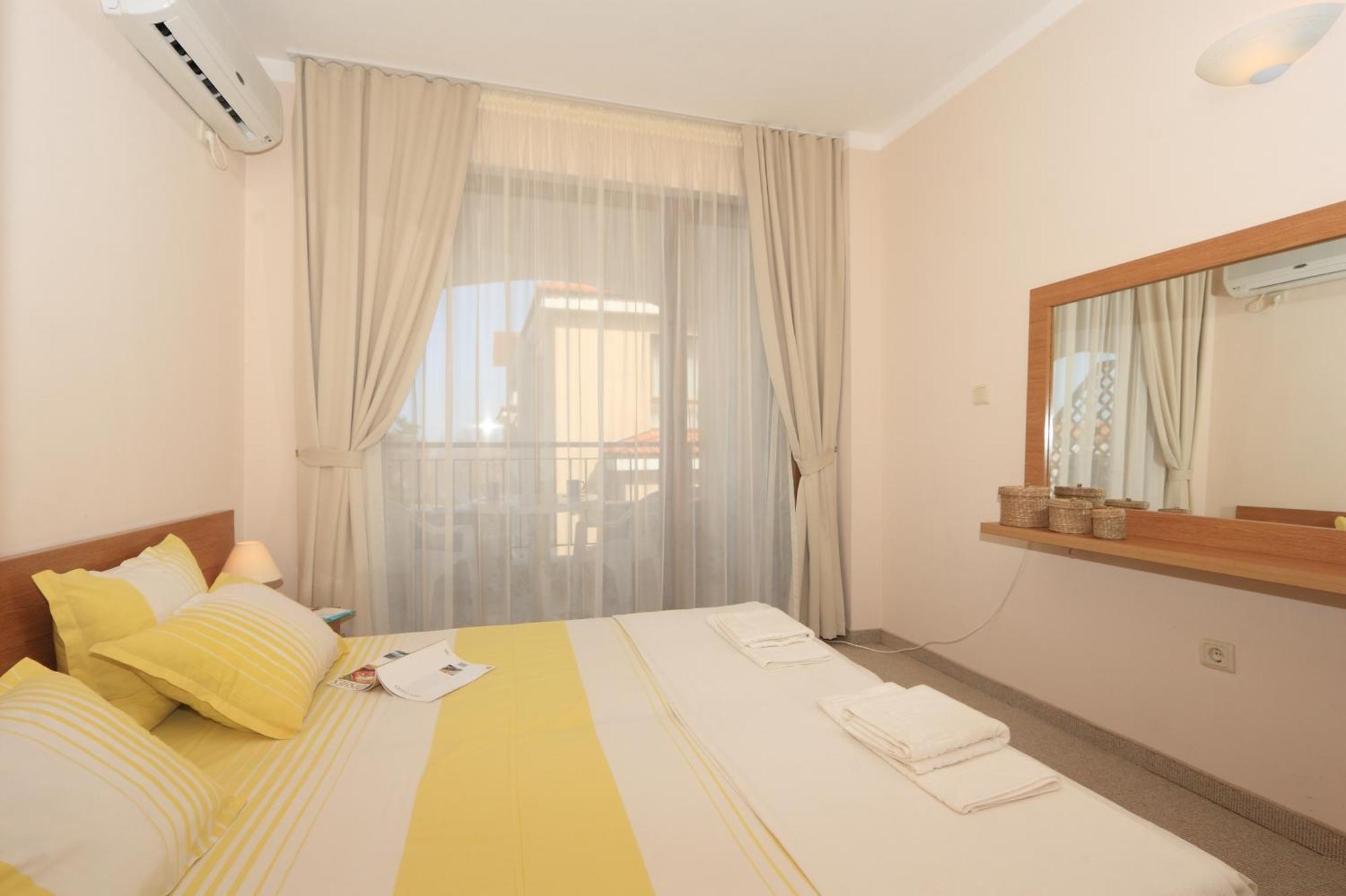 Bay Apartments سوزوبول الغرفة الصورة